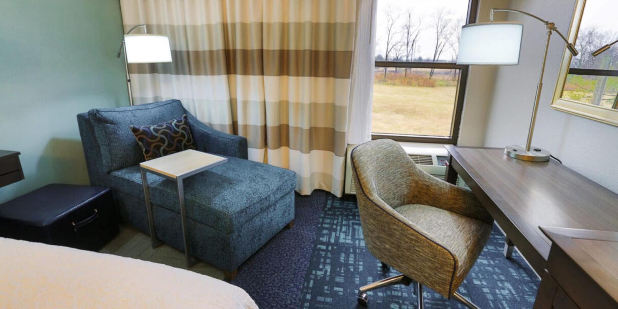 Hampton Inn & Suites Nashville-Airport Exterior foto